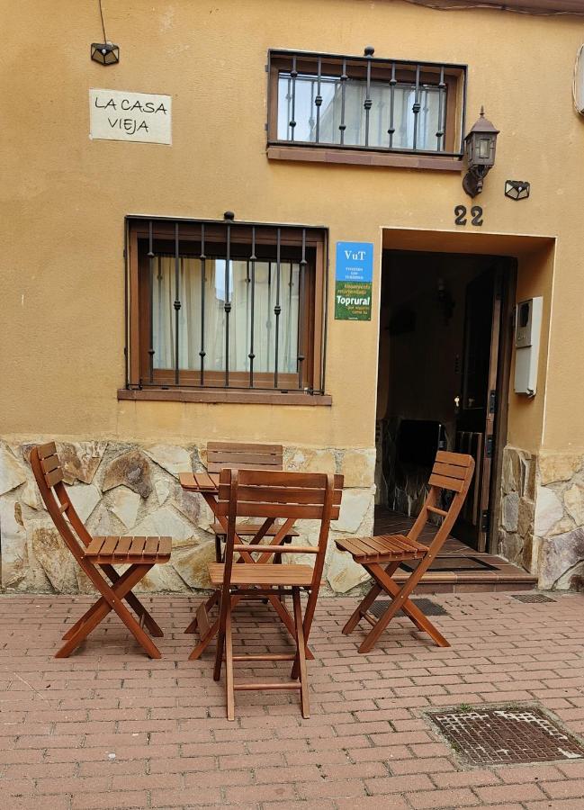 Gasthaus Casa Vieja Tabanera A 8 Min De Segoia Tabanera del Monte Exterior foto